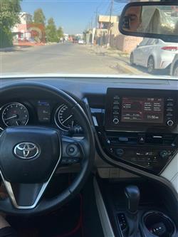 تۆیۆتا کامری